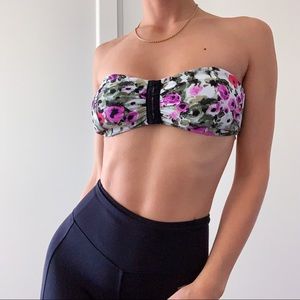 3️⃣for$25 Seafolly strapless kini top 🔮